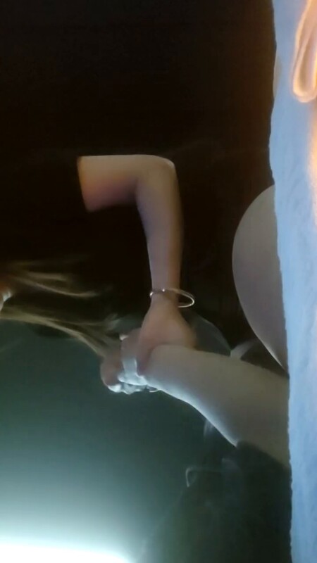 深夜暗访足疗店 凯迪拉克老板调戏性感女技师 揉乳手淫口交服务全记录